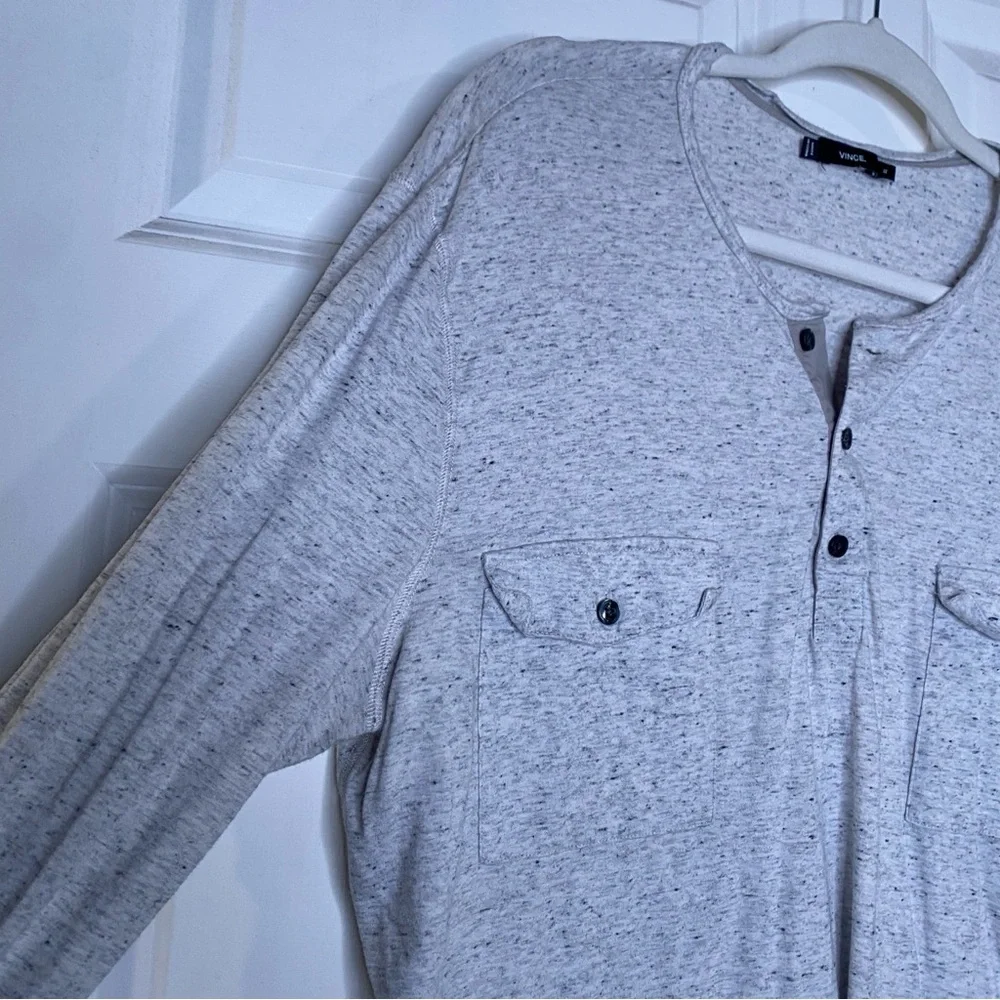Vince Long Sleeve Henley Neck Double Chest Pockets Speckled Grey Size XL